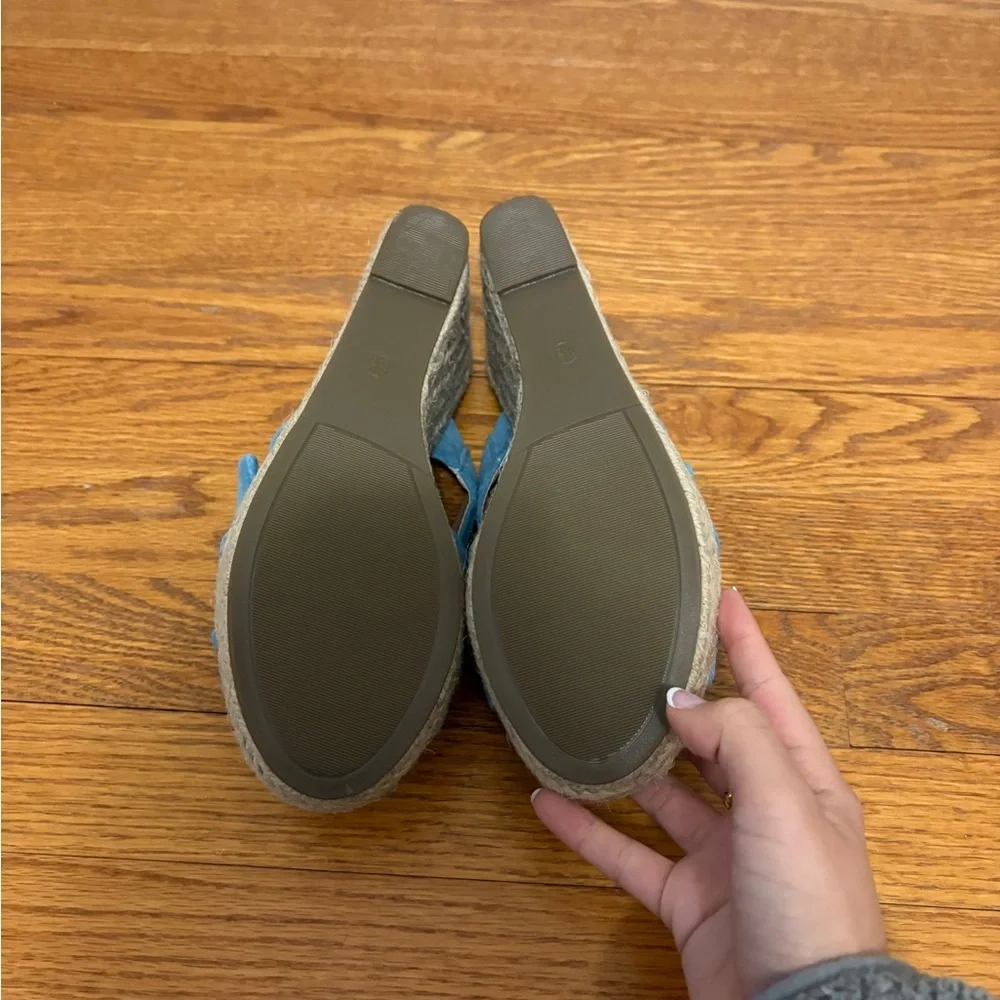 Fashare Women’s Blue Suede Sandals Wedges Size 8.5